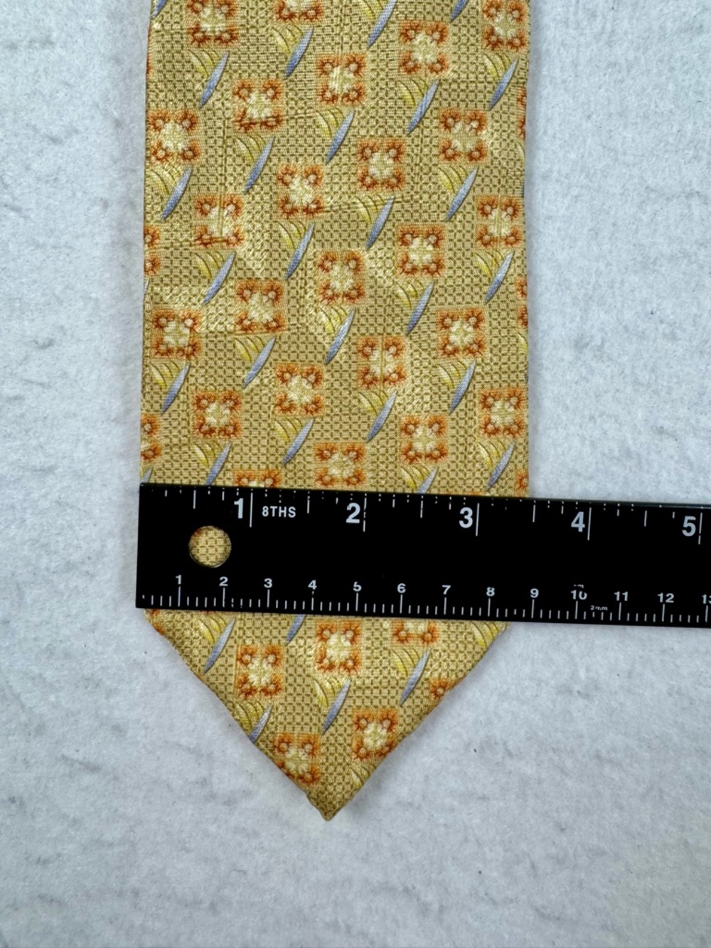 Ermenegildo Zegna 100% Silk Necktie Gold Geometric Leaves NWT Made in Italy - Picture 6 of 6